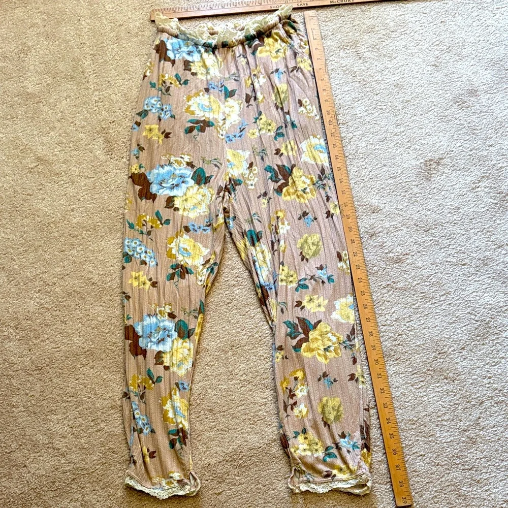 Free People Floral Print Lounge Pants - Picture 4 of 9